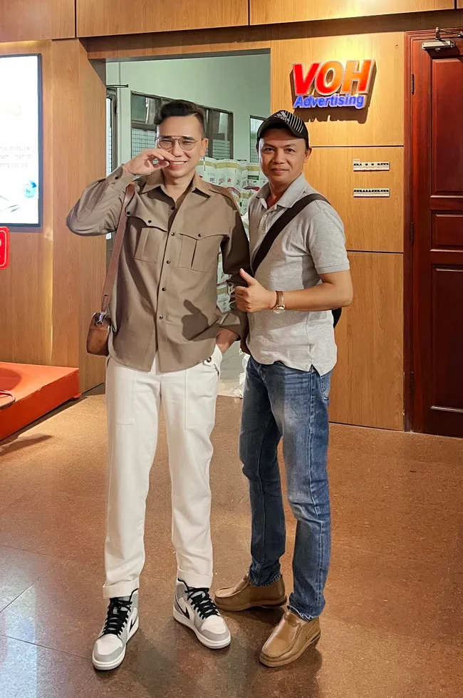 Kiếng Cận: Nhiếp ảnh là lưu giữ những khoảnh khắc đẹp 1