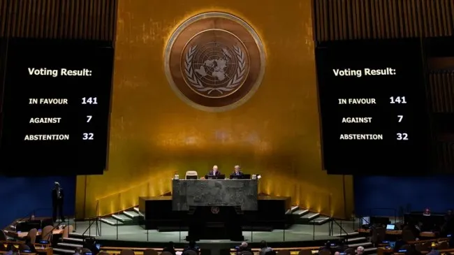 Liên Hợp Quốc thông qua nghị quyết kêu gọi Nga rời Ukraine 1