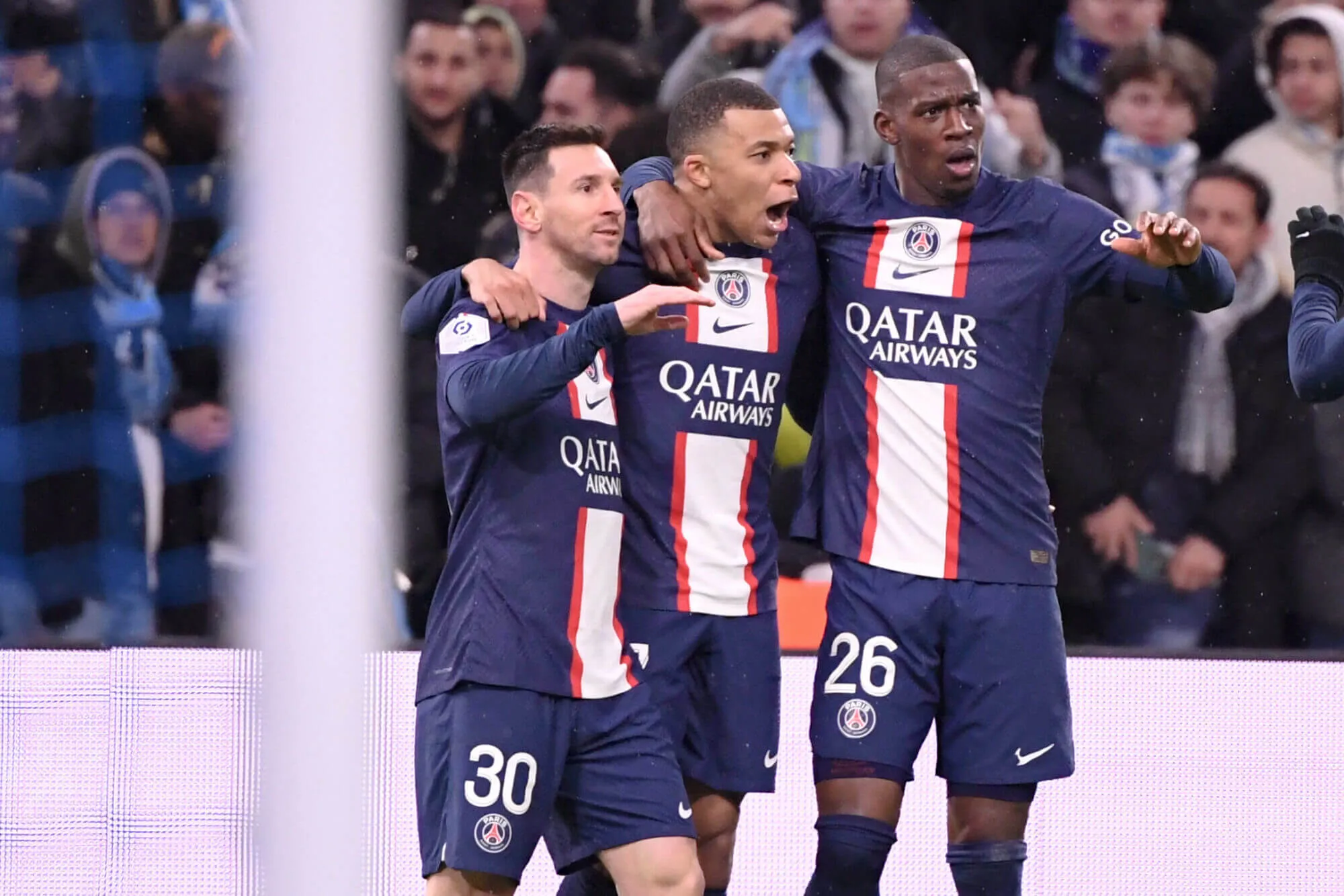 Song sát Messi và Mbappe giúp PSG đè bẹp Marseille
