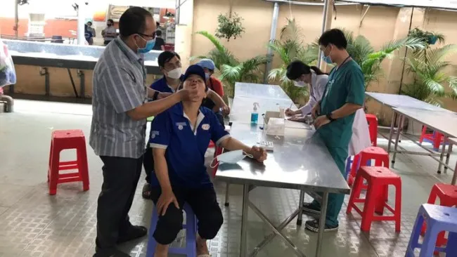 TPHCM: Tìm ra nguyên nhân hàng trăm học sinh tại hai trường THCS nghỉ học 1