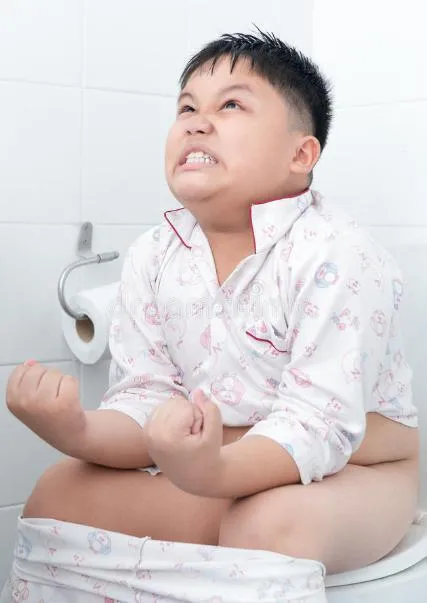 Vì sao dùng nhiều men vi sinh và rau xanh vẫn táo bón? 2