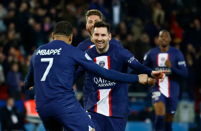 Messi và Mbappe tiếp tục tỏa sáng giúp PSG củng cố ngôi đầu
