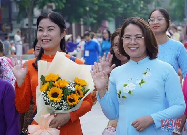 Hàng ngàn người tham gia diễu hành “Tôi yêu áo dài Việt Nam” 6
