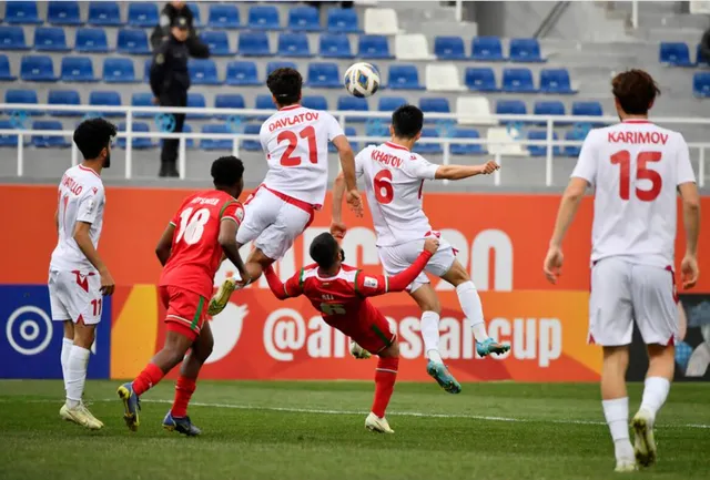 U20 châu Á 2023: Hàn Quốc gần tấm vé tứ kết | Tajikistan thắp lại hy vọng