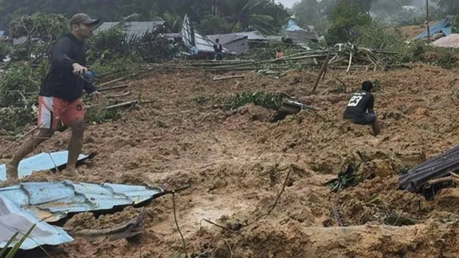 Indonesia: 15 người thiệt mạng và hàng chục người mất tích do lở đất 1