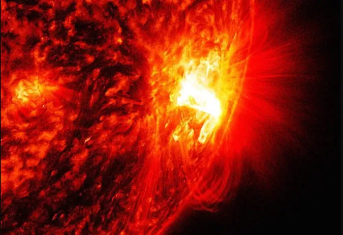 Bão Mặt trời và những sự kiện trùng hợp xảy ra trên Trái đất 2