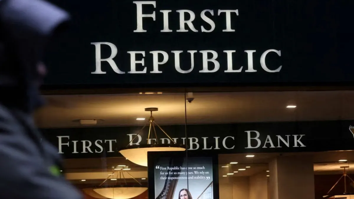 Mỹ: Các ngân hàng lớn đổ 30 tỷ USD nỗ lực cứu First Republic bank