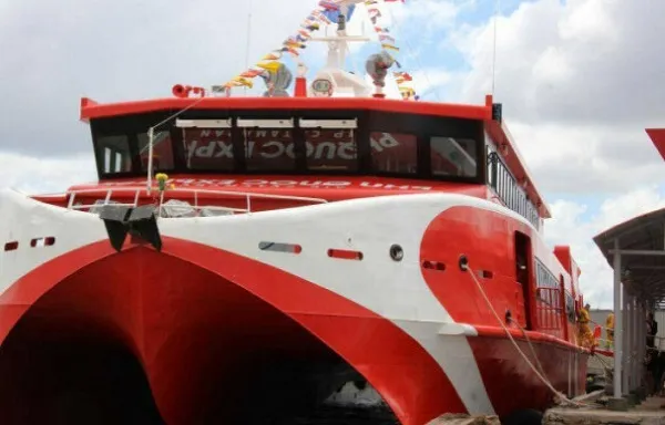 Tàu cao tốc du lịch biển Cà Mau - Nam Du - Phú Quốc hoạt động trở lại 1