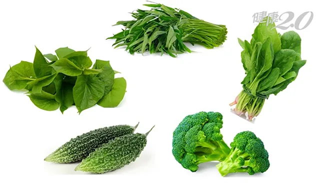 Ăn rau lá xanh đậm duy trì huyết áp ổn định, giúp ngăn ngừa các bệnh liên quan đến tim mạch.