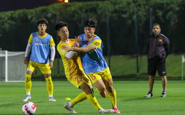 U23 Việt Nam tập lúc 2 giờ sáng, lập nhóm đội trưởng tại Doha Cup