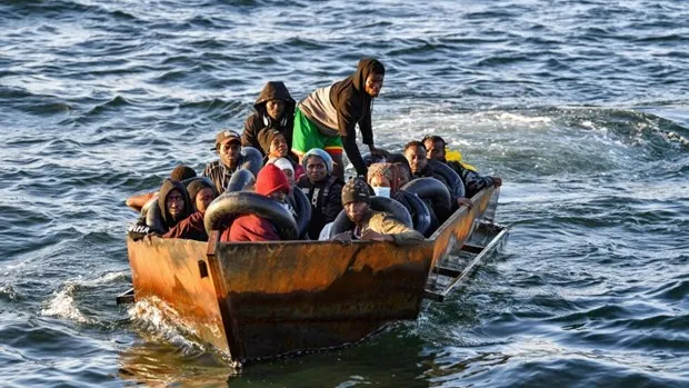 Vụ đắm thuyền ngoài khơi Tunisia: Hàng chục người thương vong 1