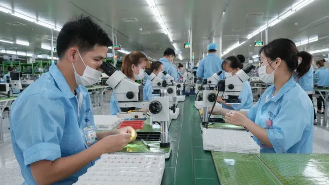 Bổ sung nguyên tắc miễn, giảm công đoàn phí... trong Luật công đoàn (sửa đổi) 1