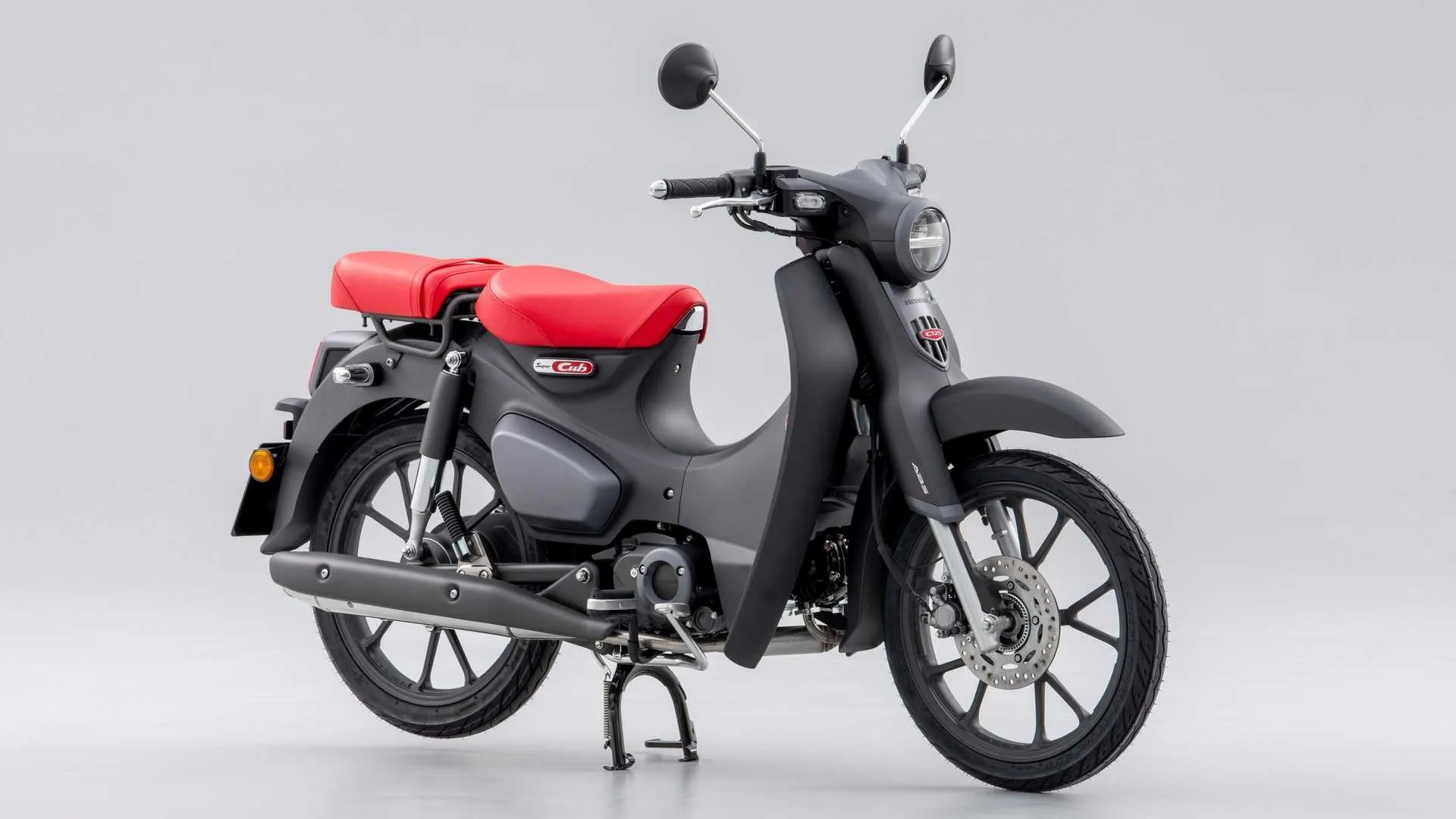 Xe Super Cub có giá cao hơn cả SH