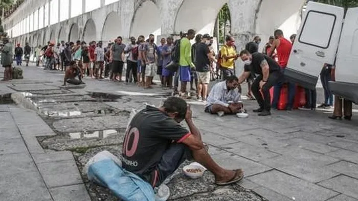 Brazil: 700.000 người tử vong vì Covid-19 1