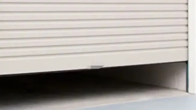 Quảng Ninh: Bé trai 11 tuổi bị cửa cuốn đè tử vong 1