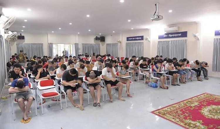 Tin thế giới sáng 8/4: Triều Tiên thử vũ khí chiến lược dưới nước | Nga dọa hủy thỏa thuận ngũ cốc với Ukraine