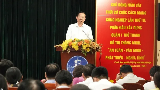 Chủ tịch Phan Văn Mãi: Quận 1 đẩy mạnh thực hiện chính quyền số 1