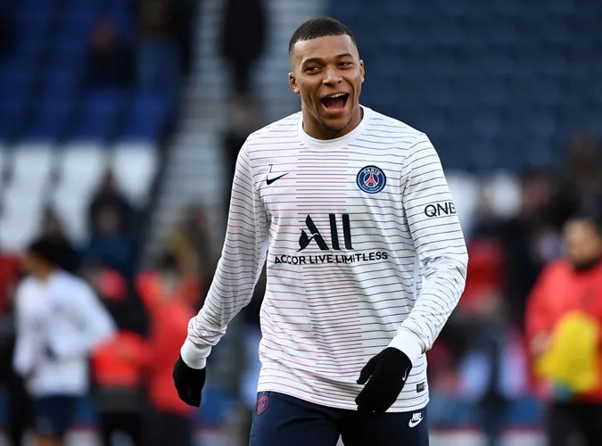 Kylian Mbappe - Tuổi, mức lương, bạn gái, gia đình và tiểu sử (cập nhật 2023) 1