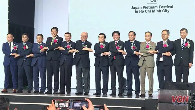 TPHCM nâng cao chất lượng phục vụ người dân và thúc đẩy phát triển kinh tế 7