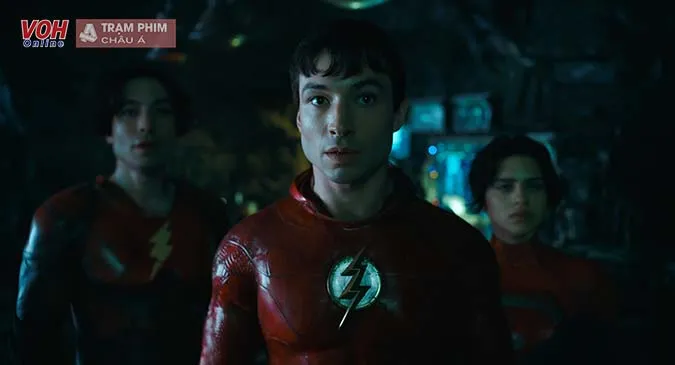 "Người Dơi" Michael Keaton trở lại màn ảnh trong trailer mới nhất của The Flash 3