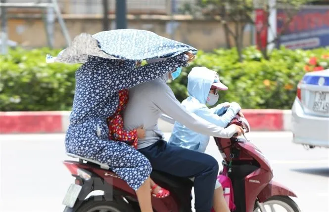 Dự báo thời tiết hôm nay 1/5/2023: Hà Nội sáng có mưa vài nơi, trưa chiều trời nắng 1
