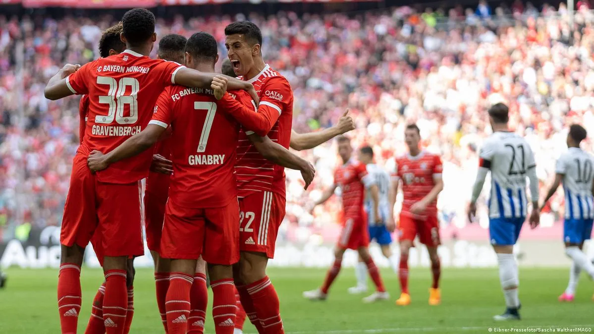 Bayern chính thức đòi lại ngôi đầu Bundesliga từ tay Dortmund