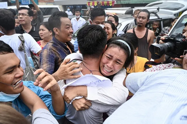 Myanmar ân xá hơn 2.000 tù nhân 1