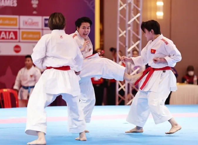 Đội tuyển karate Việt Nam mang về hai tấm HCV, sắp đạt chỉ tiêu