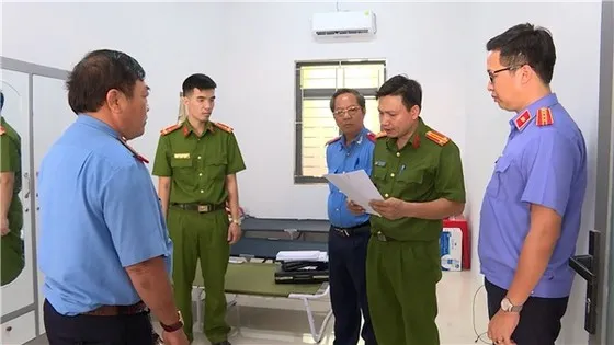 Bà Rịa - Vũng Tàu: Bắt 4 thanh tra giao thông và 5 chủ doanh nghiệp vận tải 1