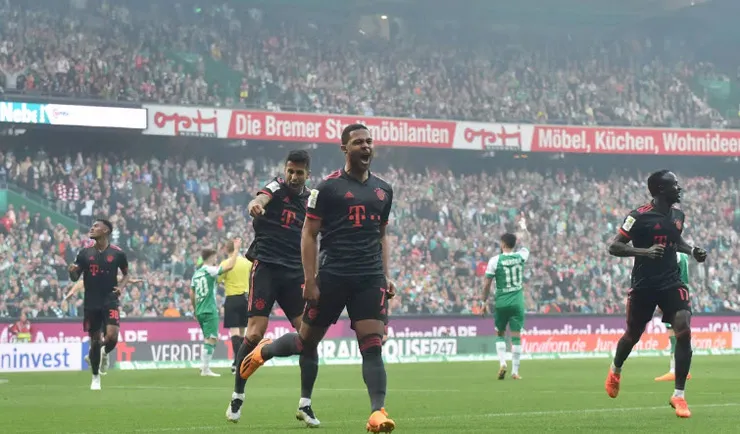 Bayern tạo khoảng cách 4 điểm với Dortmund sau trận thắng Bremen