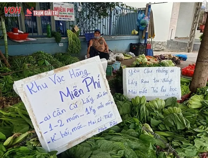 Ông chủ sạp rau 