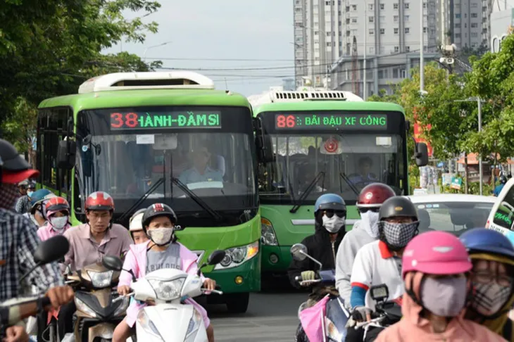 UBND TPHCM ra công văn khẩn về trợ giá xe buýt 1