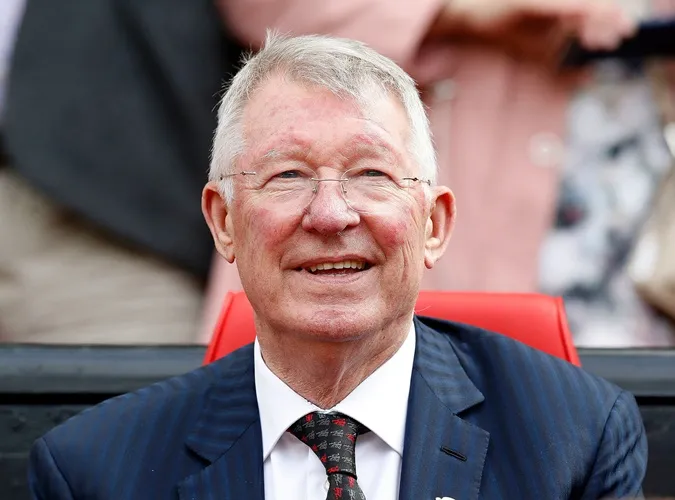 Hoàng thân Qatar có động thái mới, Sir Alex sắp trở lại MU 1