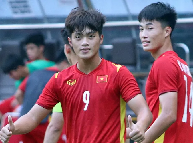 "Vua giải trẻ" nghỉ hết SEA Games 32, U22 Việt Nam chịu tổn thất lớn 1