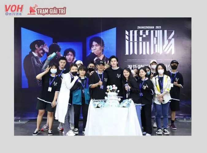 Bị phong sát tại quê nhà, Trương Triết Hạn tổ chức concert tại Thái Lan đón sinh nhật 14