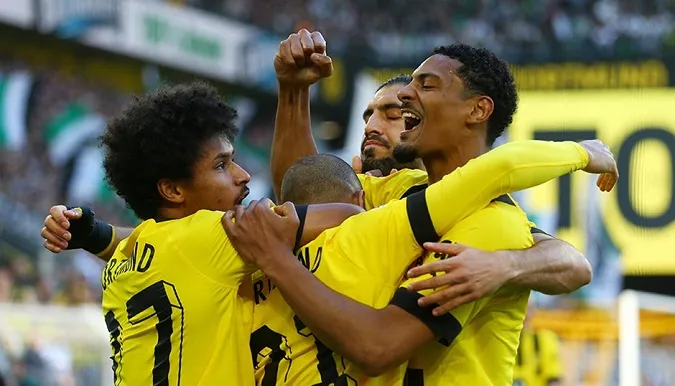 Đua vô địch Bundesliga: Bayern Munich và Dortmund đua tranh kịch tính