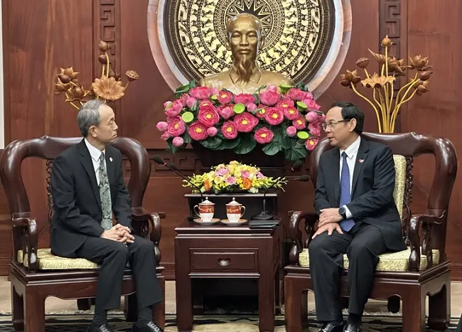 Bí thư Thành ủy TPHCM tiếp tân Tổng lãnh sự Nhật Bản và Campuchia 1