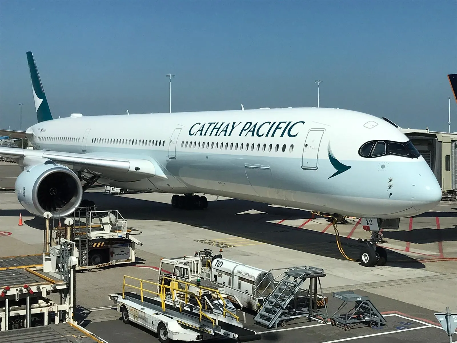  Cathay Pacific