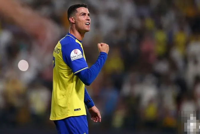 Một mình Ronaldo là không đủ để giúp Al-Nassr thống trị giải đấu - Ảnh: Internet