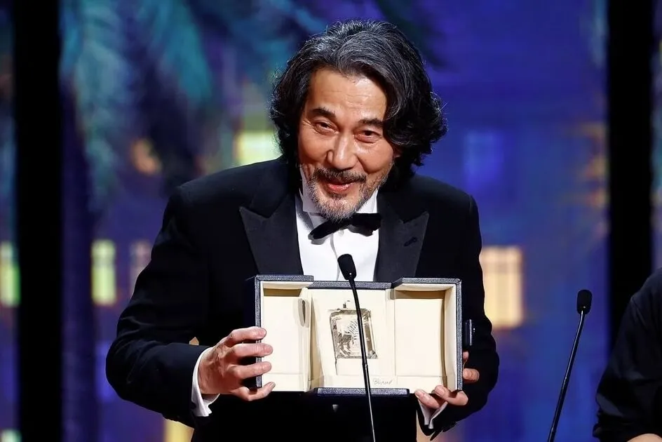 Tài tử Nhật Bản Koji Yakusho đoạt giải "Nam diễn viên chính xuất sắc nhất" tại LHP Cannes 2023 1