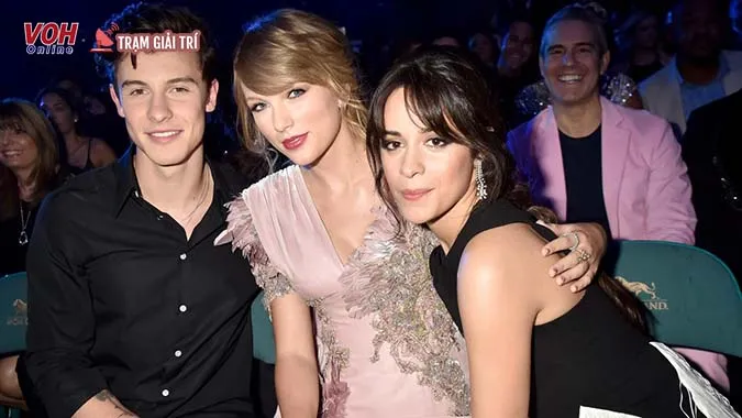 Giữa tin đồn tái hợp, fan bắt gặp Shawn Mendes và Camila Cabello cùng dự show diễn của Taylor Swift 3