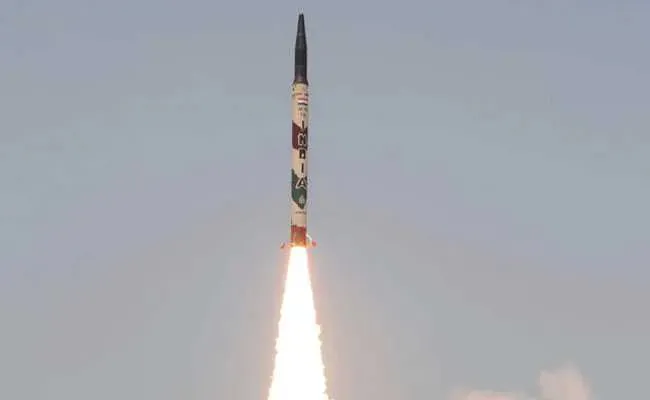 Tin thế giới sáng 2/6: Mỹ ngừng chia sẻ dữ liệu hạt nhân với Nga | Ấn Độ phóng thử thành công tên lửa đạn đạo