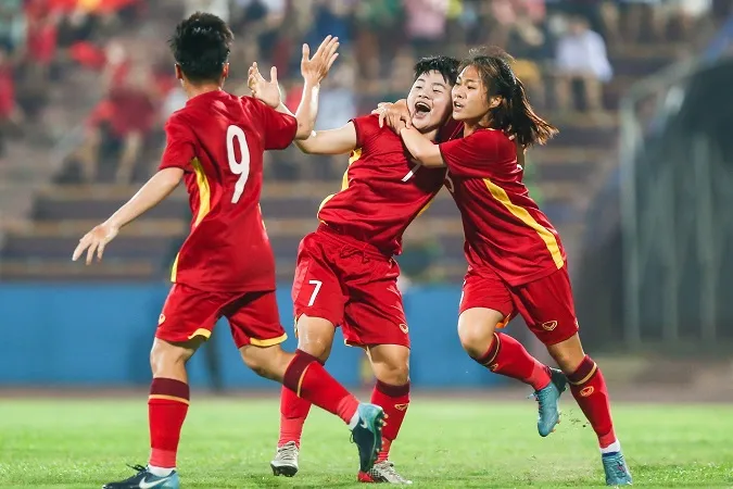 U20 nữ Việt Nam thắng nhọc để bám sát Australia tại vòng loại giải châu Á