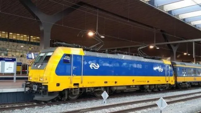 Hà Lan: Giao thông đường sắt tê liệt vì sự cố máy tính 1