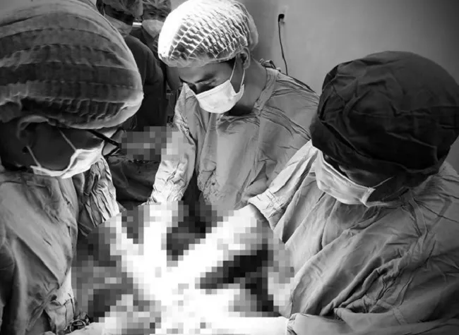 Thai phụ có chỉ số mỡ máu ở mức độ nguy hiểm được phẫu thuật kịp thời 1