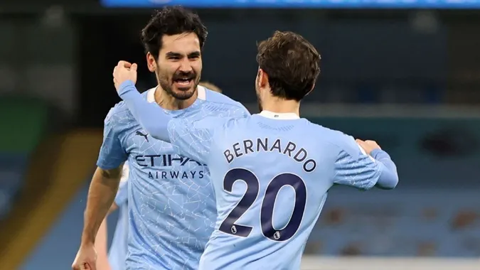 Ilkay Gundogan và Bernardo Silva có thể rời Man City trong Hè này. Ảnh: Internet