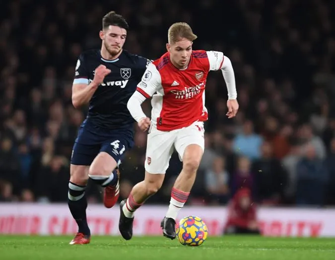 West Ham muốn có Smith Rowe cộng thêm tiền để nhả Declan Rice cho Arsenal - Ảnh: Internet