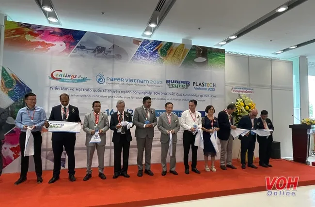 Số doanh nghiệp tham gia Triển lãm Sơn phủ, Giấy, Cao su và Nhựa tăng chứng tỏ sức hút của ngành 1
