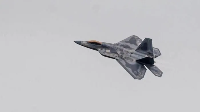 Chiến đấu cơ F-22 Raptor