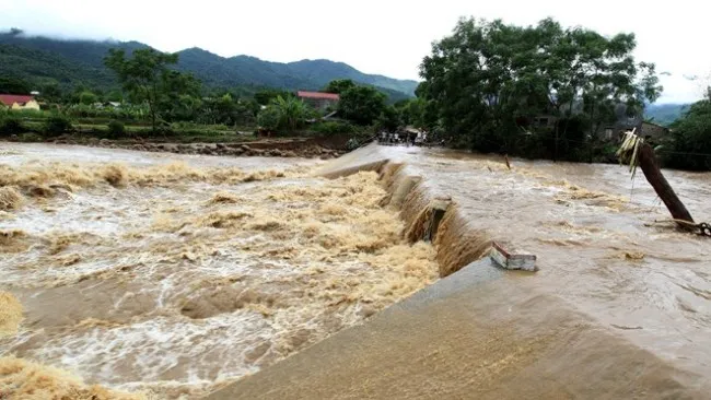 Cảnh báo nguy cơ lũ quét, sạt lở tại Tuyên Quang, Hà Giang 1